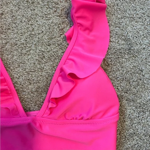 Aerie Pink Ruffled Bikini Top Size Small - Picture 2 of 5